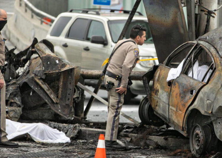 Trial begins for nurse accused in fiery South L.A. car crash that left six dead