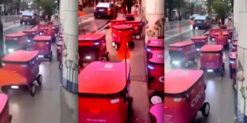 Bizarre Glitch Causes Delivery Robots to Swarm Busy City Sidewalk