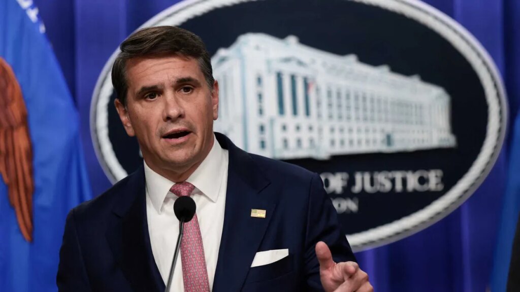 DOJ’s ‘silly’ defense of lying ICE agent points to darker plot: ex-prosecutor