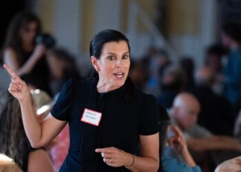 Stefany Shaheen, Daughter of Democratic Senator, Wins House Primary in New Hampshire