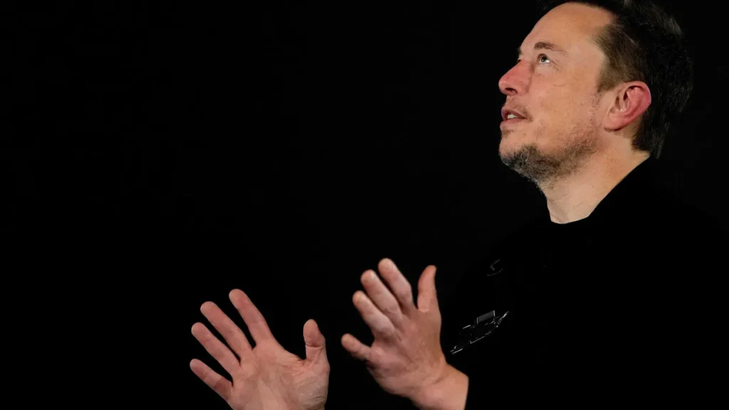 Elon’s in a panic as his ex spills all — and that’s just his latest crisis