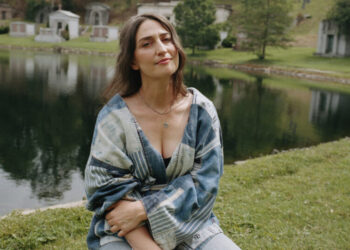 Sara Bareilles Confronted Grief, and Found Herself