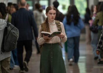 ‘Carrie’ Teases Cyber Bullying and Bloodshed in Heartbreaking First Trailer