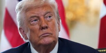 Trump’s fantasies of ‘robot tyranny’ sabotaged by his own ‘frivolous obsessions’: analyst