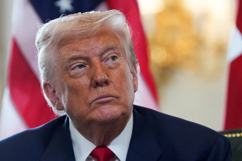 Trump’s fantasies of ‘robot tyranny’ sabotaged by his own ‘frivolous obsessions’: analyst