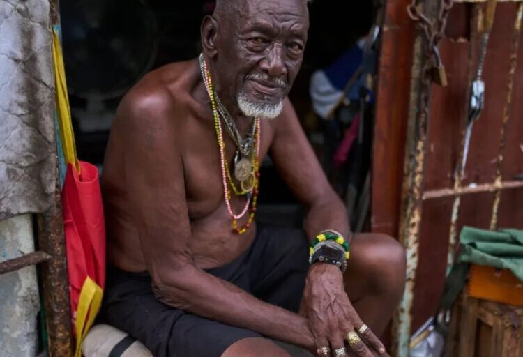 ‘They are exterminating us’: Cubans face psychological tolls from ‘economic strangulation’ as U.S. energy embargo continues