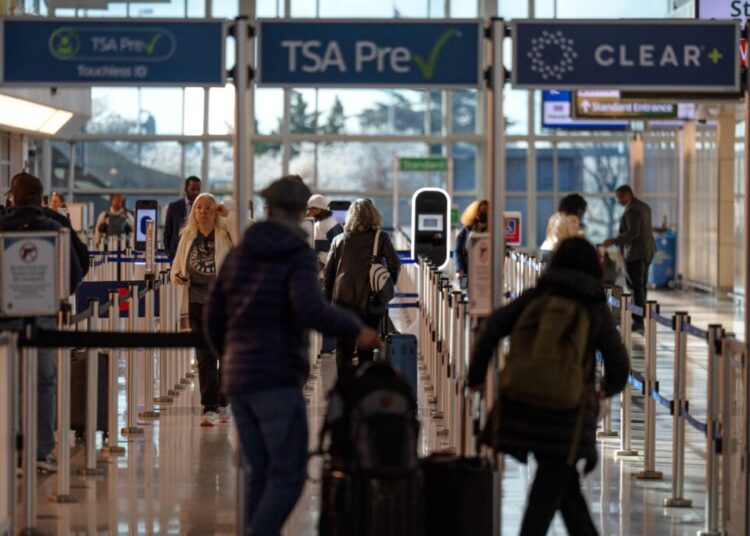 TSA to allow gate access without tickets at some airports