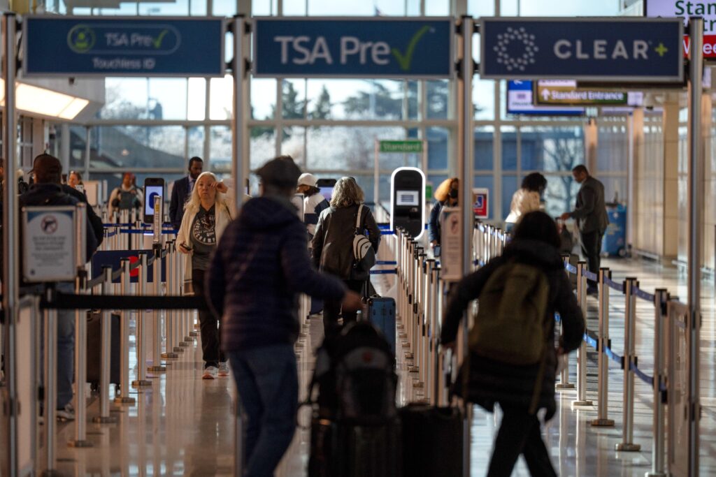 TSA to allow gate access without tickets at some airports