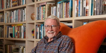 Longtime film academy chief executive Bruce Davis dies at 83