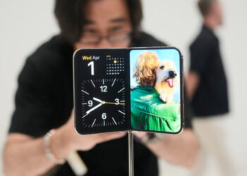 Apple Unveils the iPhone Duo, a Foldable Phone That Costs $1,999