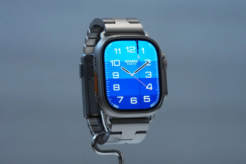 Apple Doesn’t Want You to Worry About the New Apple Watch’s Listening Features