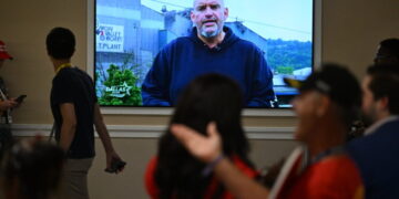 Fetterman Makes a Surprise Cameo at Trump’s Convention
