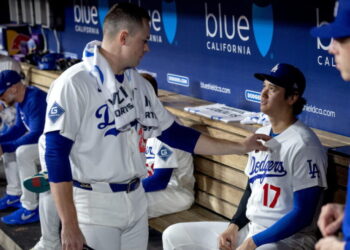 Dodgers’ injury woes grow as Shohei Ohtani and Freddie Freeman sit