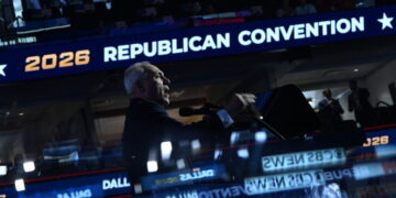 Down in the Polls, Republicans Embrace a Familiar Tool: Fear