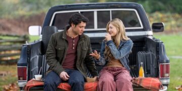 ‘Crew Girl’ Review: Charming Netflix Series Offers All of the Expected YA Drama