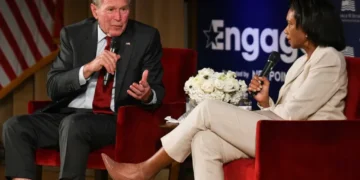 Bush throws ‘shade’ at Trump amid dueling Dallas events — and worsening war