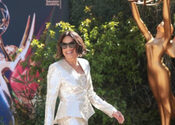 Mariska Hargitay Previews ‘Loose New Experience’ as Emmys Host
