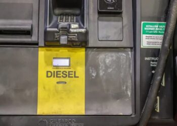 $9.999 and maxed out: California diesel prices overwhelm pump displays as global supply crunch worsens