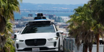 Waymo pulls over, calls cops on juvenile riders who had ‘ghost gun,’ authorities say