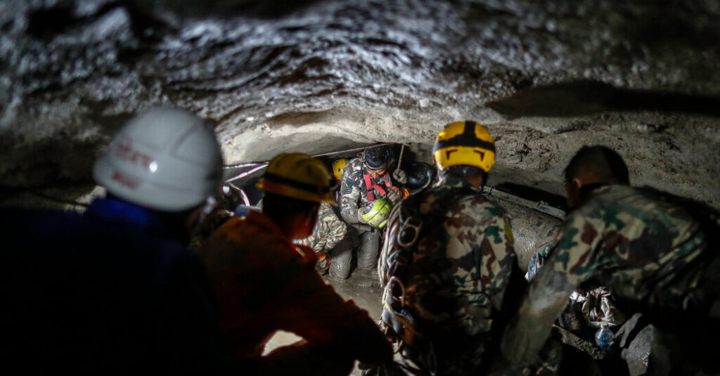 In Flood-Stricken Nepal, a Cool Gust Carries Hopes of a Miracle Rescue