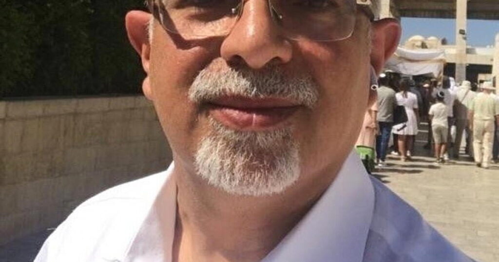 A New York jeweler has been released from prison in Iran but is banned from leaving war-torn country