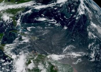 An Unusual Plume of Dust Is Headed to Florida