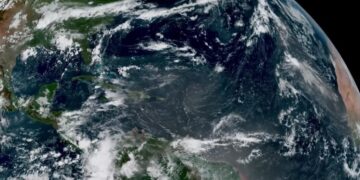 An Unusual Plume of Dust Is Headed to Florida