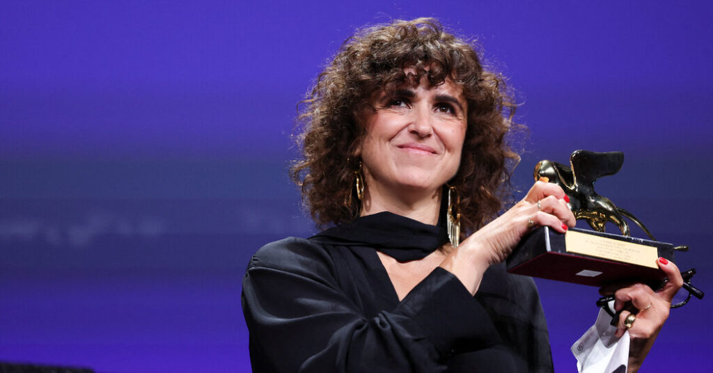 ‘Woman Unknown’ Takes Top Prize at Venice Film Festival