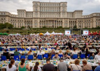 Romania sets Guinness record with miles-long table, raises funds for pediatric psychiatry hospital