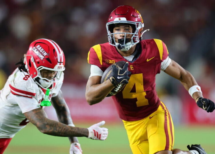Trent Mosley’s stellar season continues as USC beats Louisiana for 10th straight home win