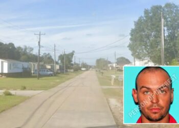 At least 4 killed in Louisiana stabbing spree as police search for person of interest with violent past