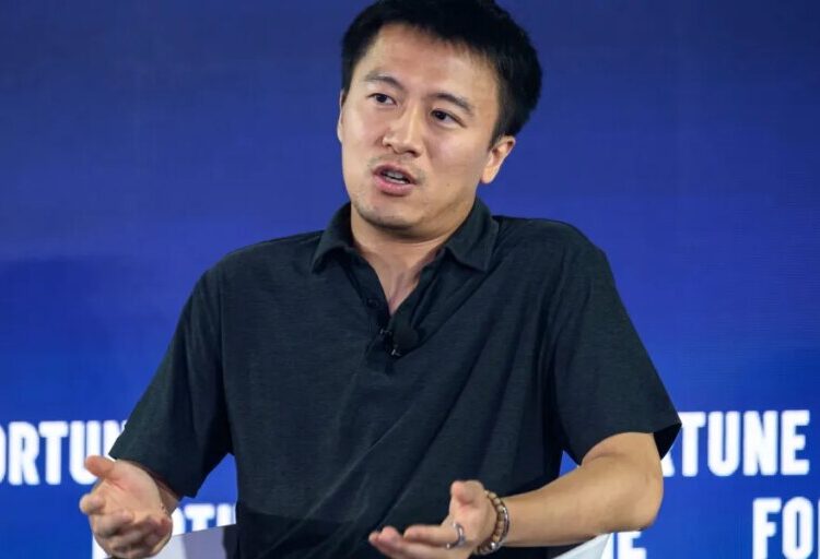 Black Lake founder Yuxiang Zhou pitted an AI agent against his top sales coach. His most experienced salespeople chose the AI