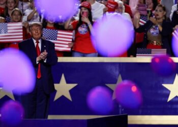 ‘Trump stopped hurricanes?’ Mass confusion over White House’s bizarre presidential tribute