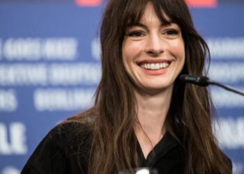 Anne Hathaway says she was spammed with ChatGPT-written thank you notes after hiring for a recent role: ‘Nobody on that list gets that job’