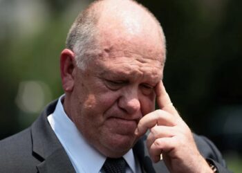 Tom Homan’s ‘incredibly alarming’ threat against Dem sparks outrage: ‘Now do Melania’