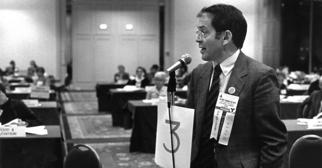 Dr. Anthony Robbins, Who Expanded Health Care for the Poor, Dies at 85