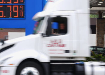 Oil Prices Jump on Energy Supply Worries