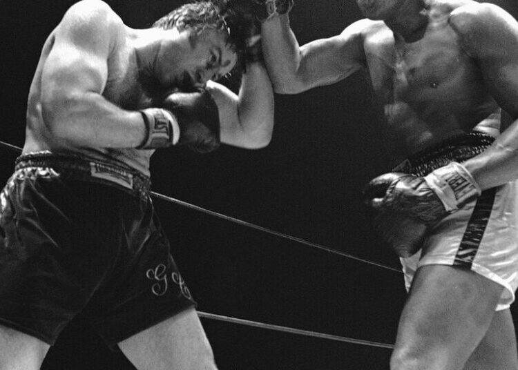 George Chuvalo, Boxer Who Was Never Knocked Down, Dies at 89