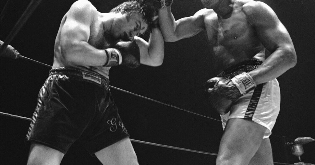 George Chuvalo, Boxer Who Was Never Knocked Down, Dies at 89