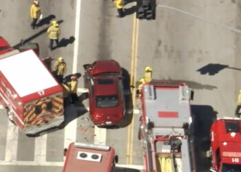 Crash involving L.A. Fire Department vehicle sends 7 to hospital