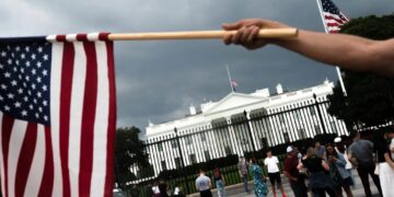 Trump blasts ex-presidents for not taking care of ‘dump’ White House, celebrates renovations