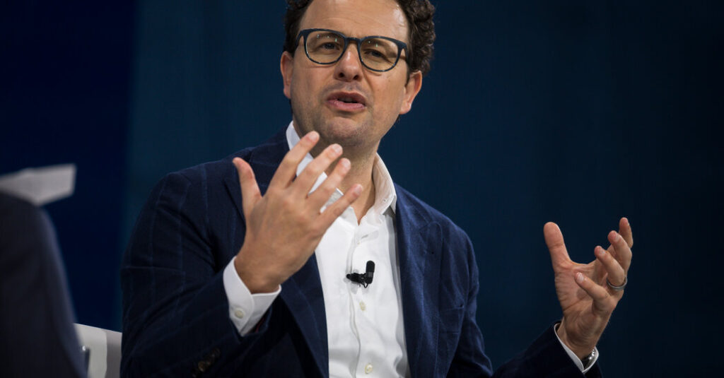 Tech Stocks Shudder in Response to Calls to Slow A.I. Progress