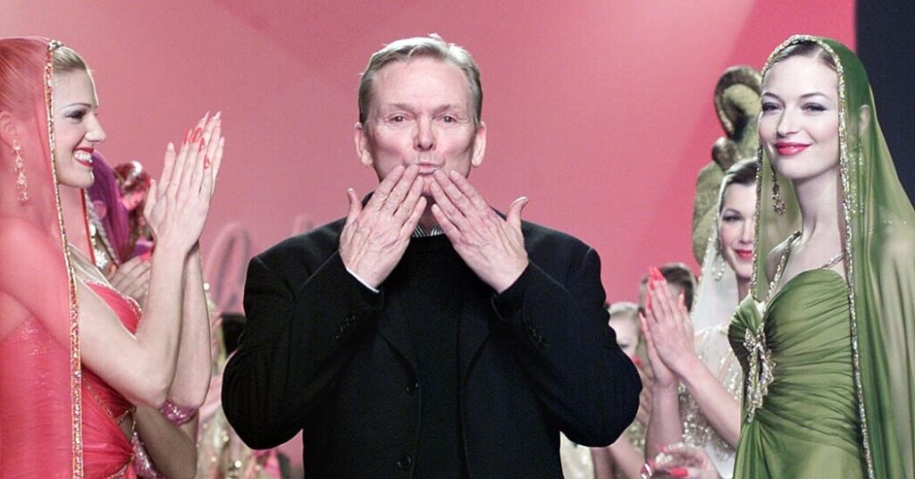 Bob Mackie, Designer Who Bedazzled Carol Burnett and Cher, Dies at 87