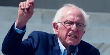 Bernie Sanders Proposes Banning Superintelligent AI and Imprisoning Developers for 20 Years