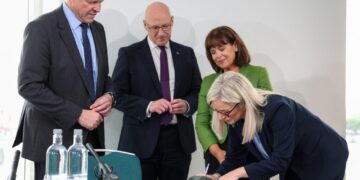 Scotland, Wales and Northern Ireland join in Celtic independence push