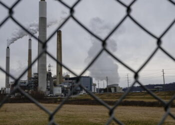 EPA scraps power plant emissions limits in sweeping rollback