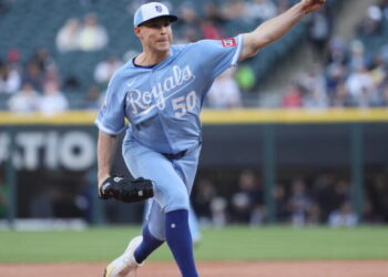 Dodgers left-hander Kris Bubic set to join team in Cincinnati