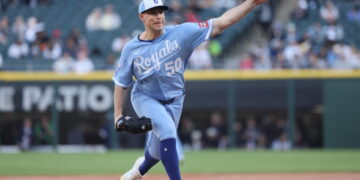 Dodgers left-hander Kris Bubic set to join team in Cincinnati