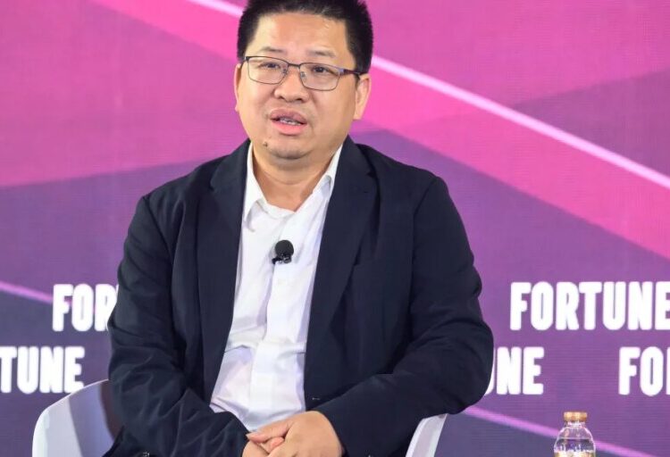 China has too much green energy. Experts think AI can fix that