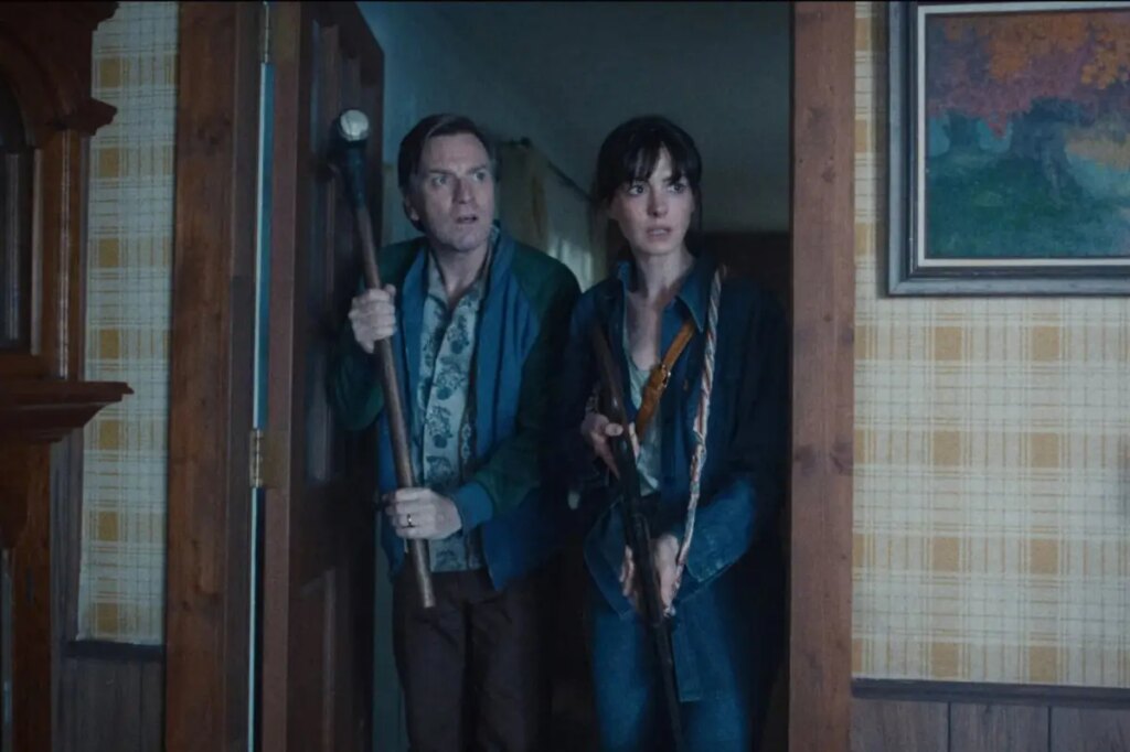 ‘The End of Oak Street’ hits streaming—Where to watch the Anne Hathaway movie